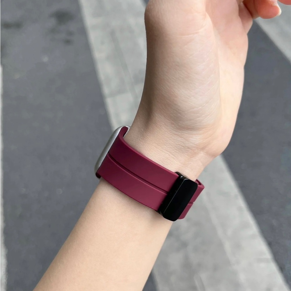 NEW Magnetic Strap Adjustable For Apple watch band - WINE RED - Picture 7 of 11